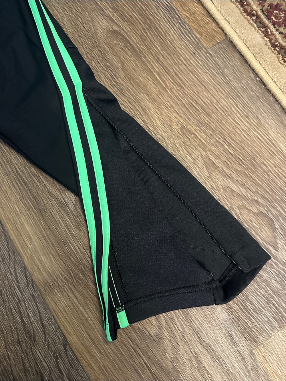 adidas Tiro 15 training Joggers with Neon Green Stripes - Picture 5 of 6
